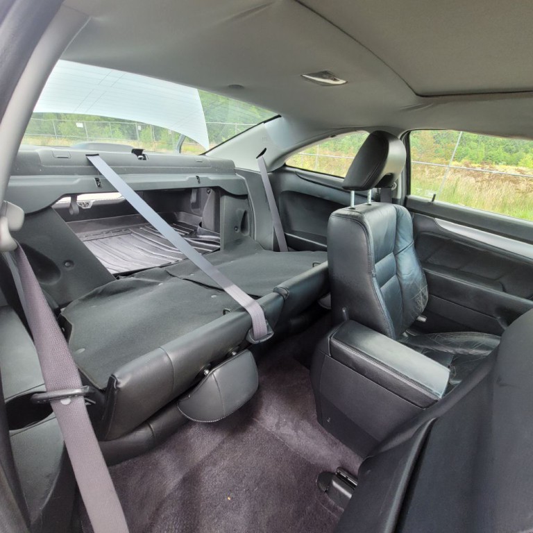 2004 Honda Accord Image 18