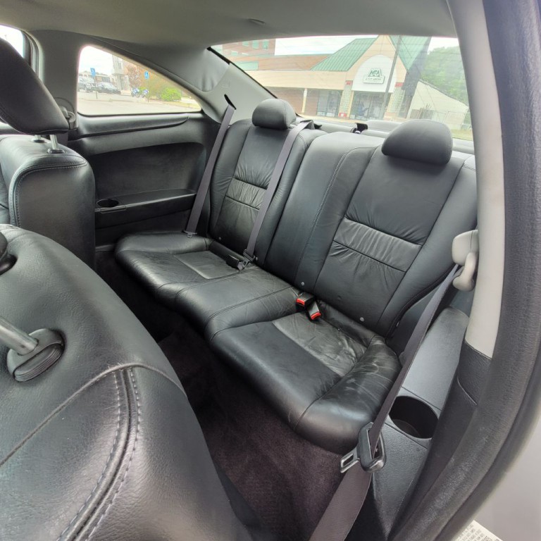 2004 Honda Accord Image 25