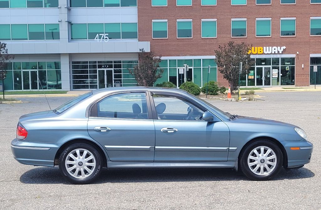 2005 Hyundai Sonata Image 5
