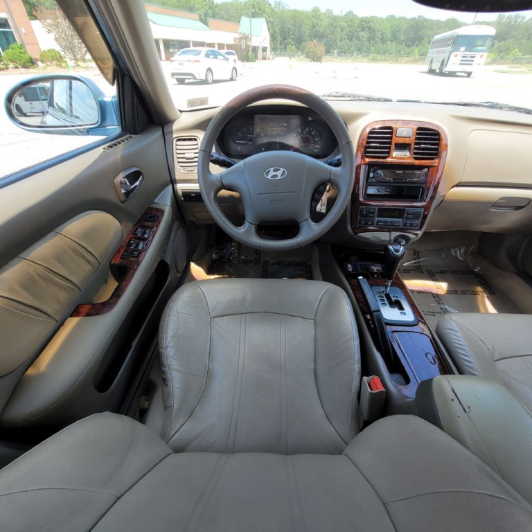 2005 Hyundai Sonata Image 17