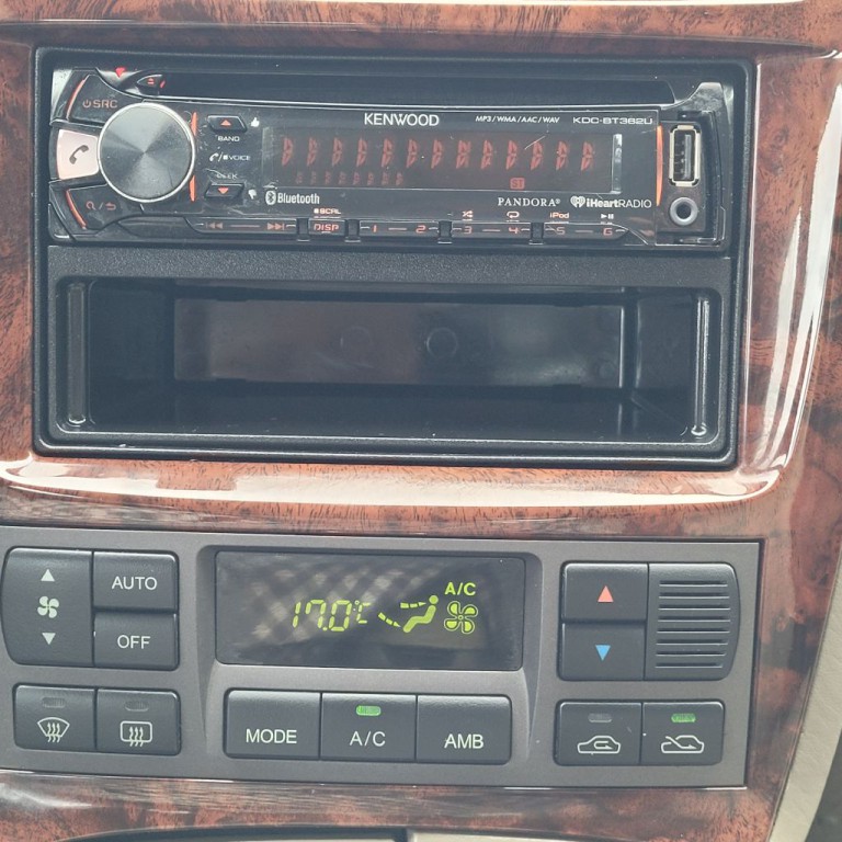 2005 Hyundai Sonata Image 23