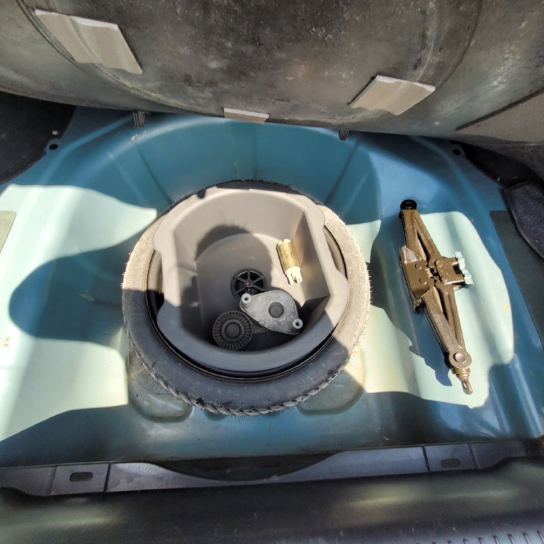 2005 Hyundai Sonata Image 35