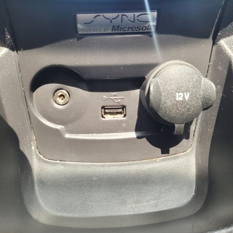 2013 Ford Fiesta Image 11