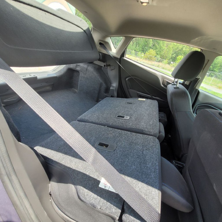 2013 Ford Fiesta Image 23