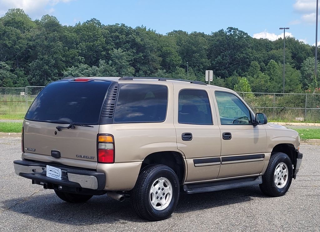 2005 Chevrolet Tahoe Image 4