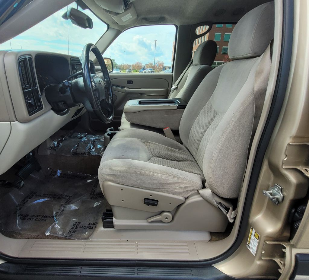 2005 Chevrolet Tahoe Image 8