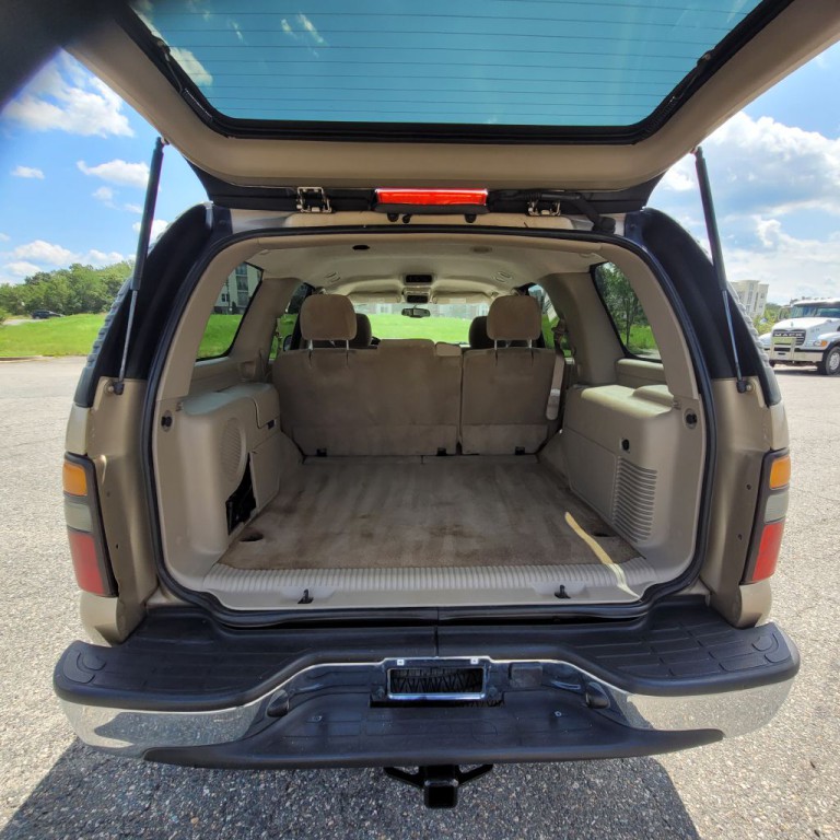 2005 Chevrolet Tahoe Image 32