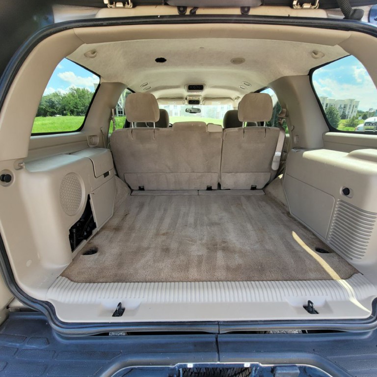 2005 Chevrolet Tahoe Image 34