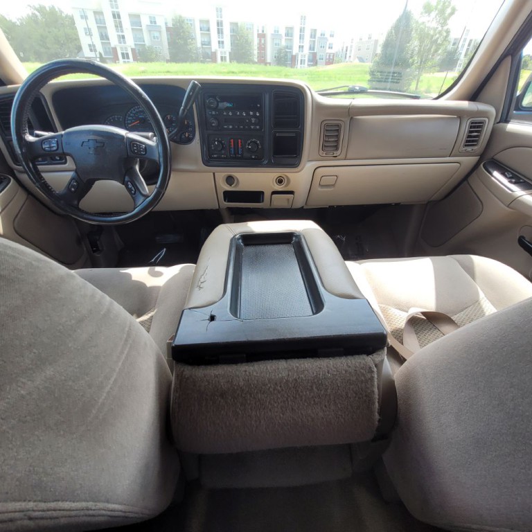 2005 Chevrolet Tahoe Image 38