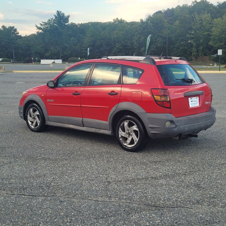 2004 Pontiac Vibe Image 3