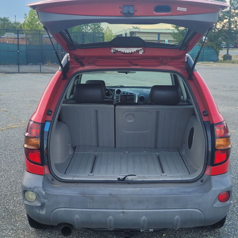 2004 Pontiac Vibe Image 12