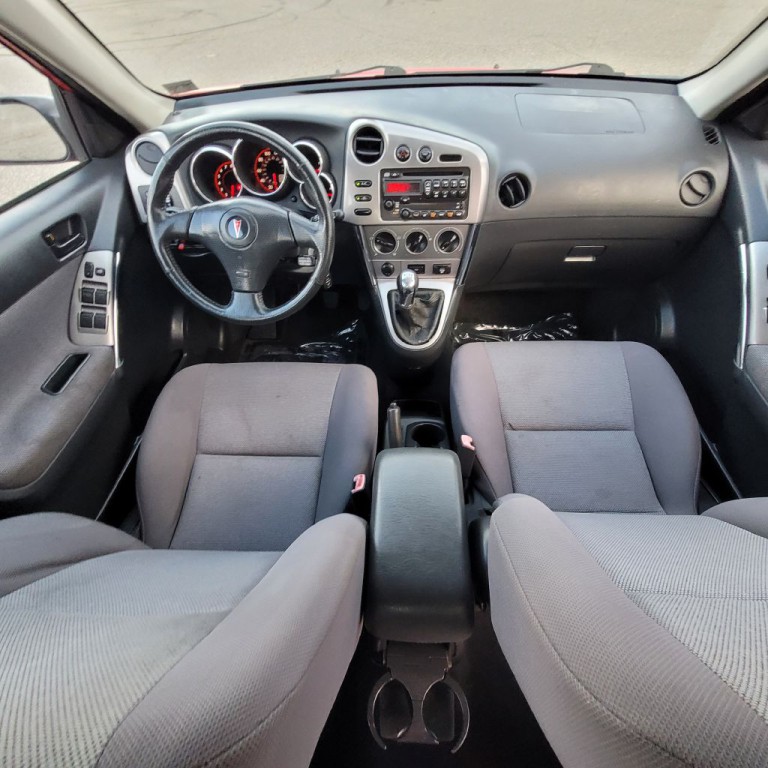 2004 Pontiac Vibe Image 18