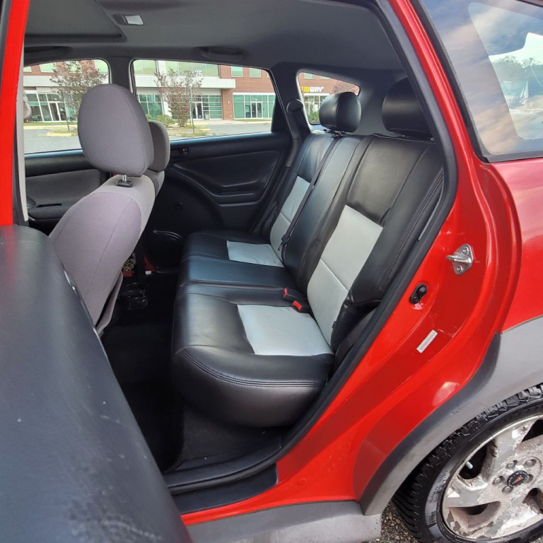 2004 Pontiac Vibe Image 20