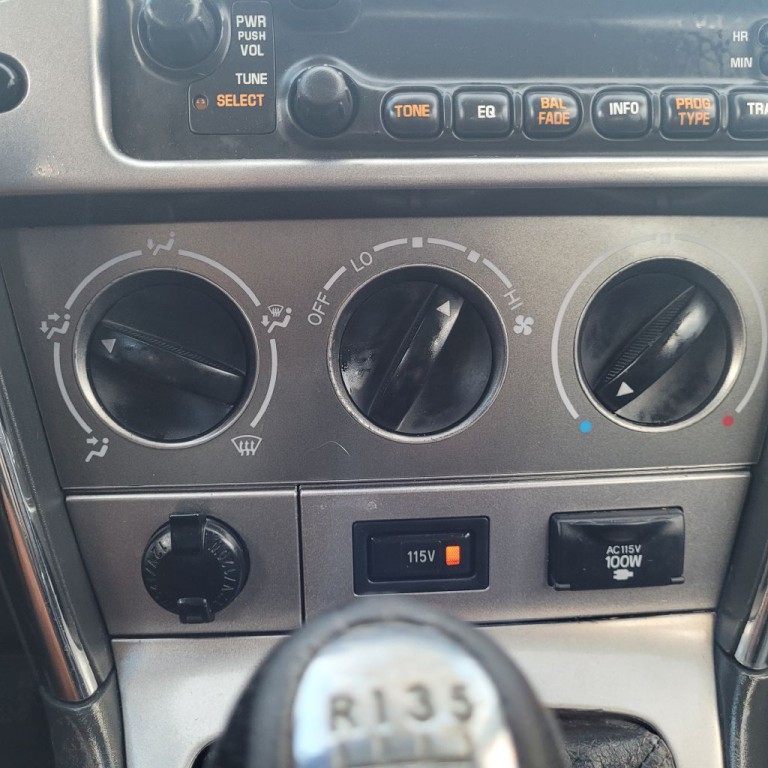 2004 Pontiac Vibe Image 37