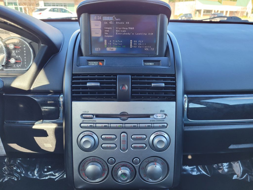 2011 Mitsubishi Galant Image 31