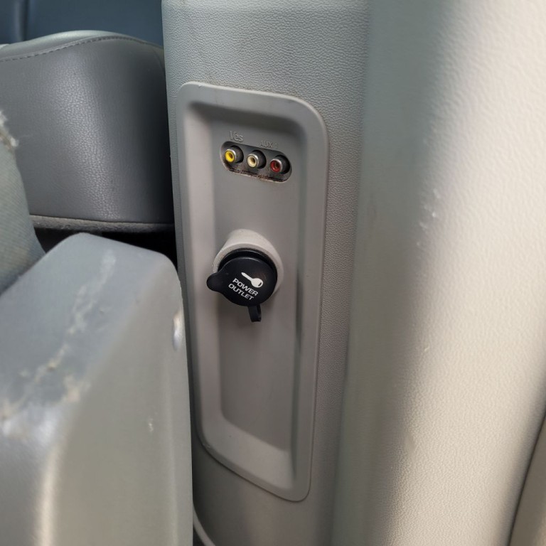 2014 Volkswagen Routan Image 26