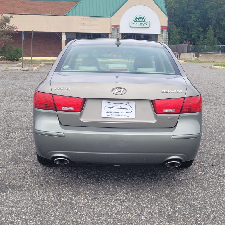 2009 Hyundai Sonata Image 4