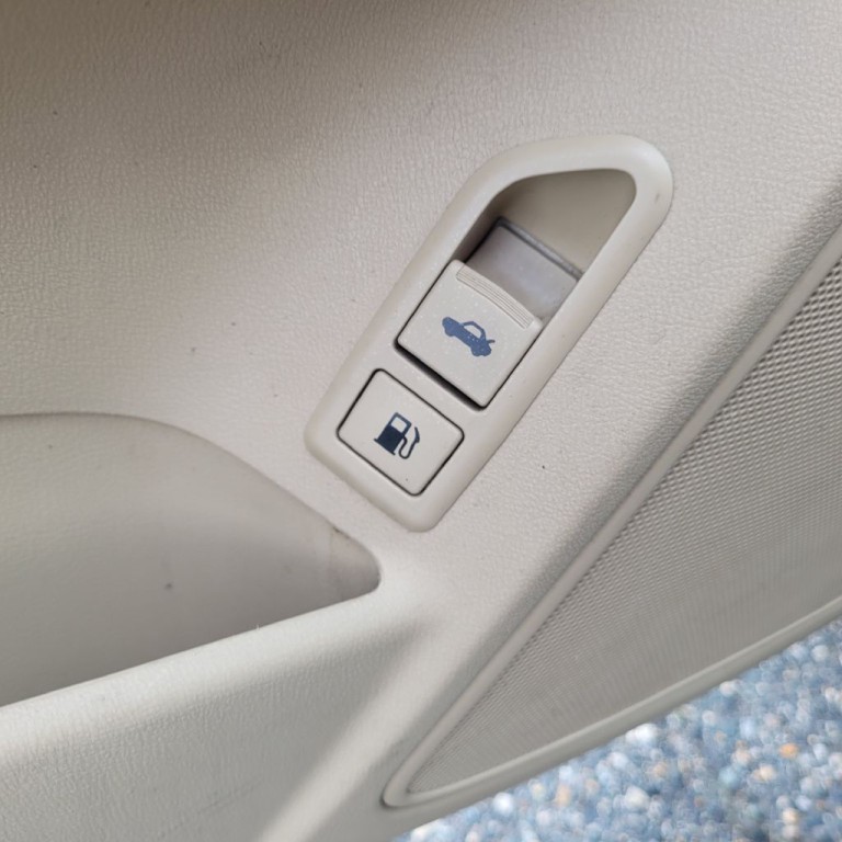 2009 Hyundai Sonata Image 13