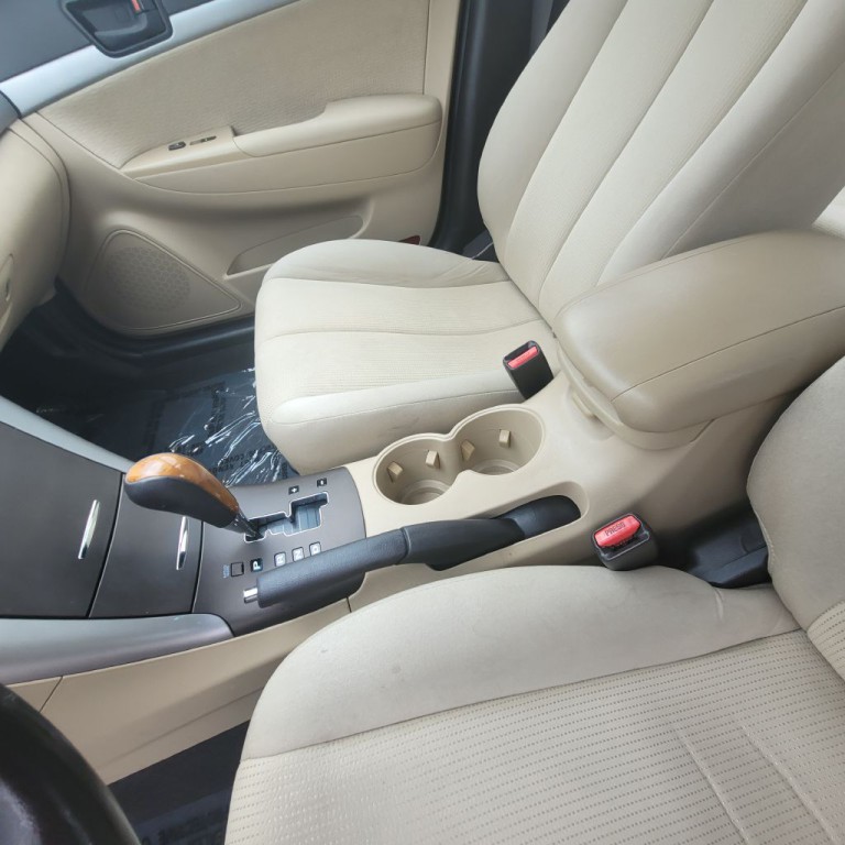 2009 Hyundai Sonata Image 22