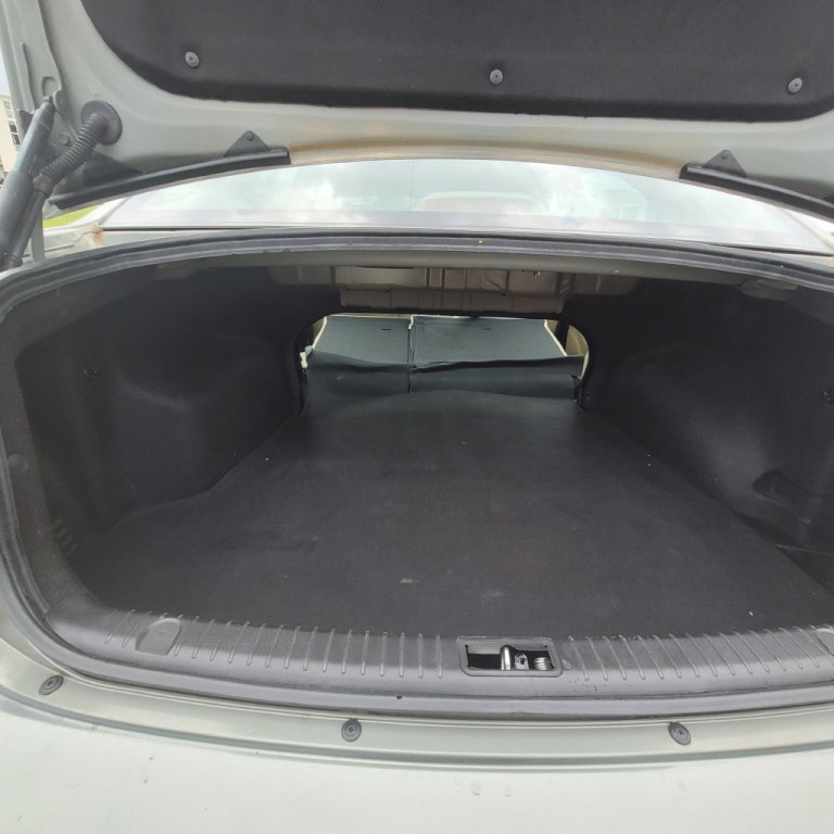 2009 Hyundai Sonata Image 32