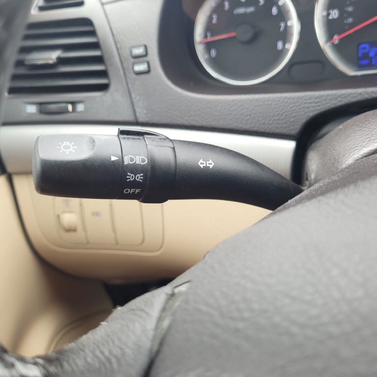 2009 Hyundai Sonata Image 36