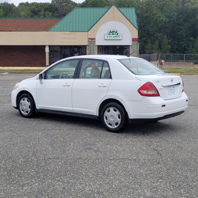 2007 Nissan Versa Image 3
