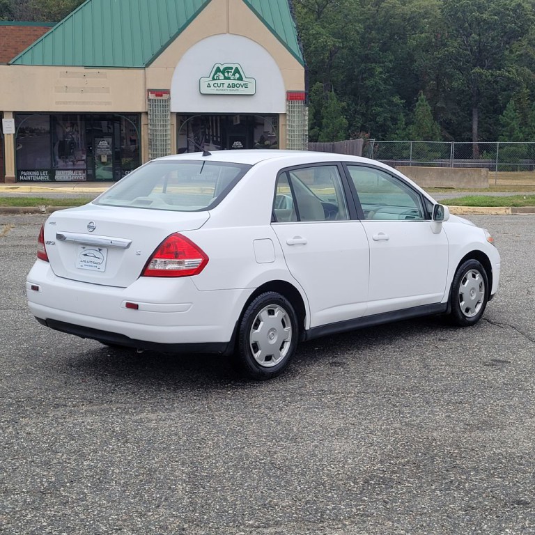 2007 Nissan Versa Image 5