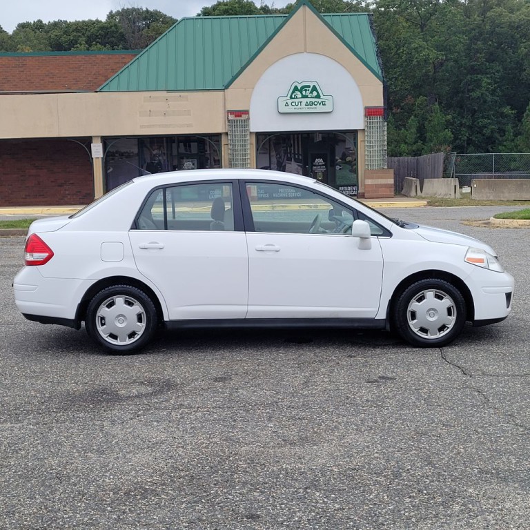 2007 Nissan Versa Image 6