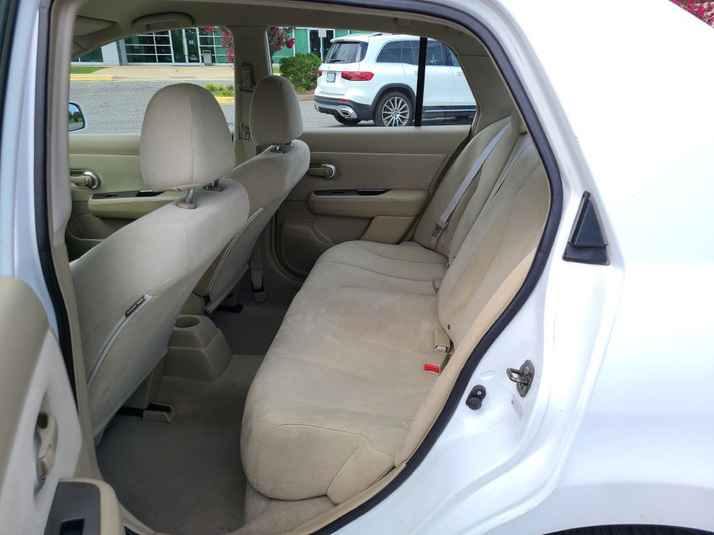 2007 Nissan Versa Image 18