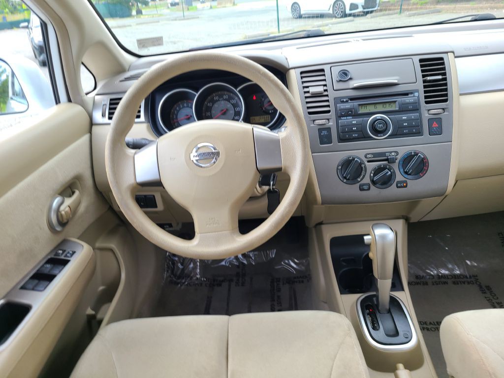 2007 Nissan Versa Image 20