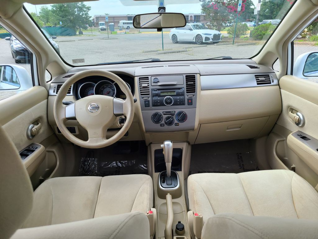 2007 Nissan Versa Image 27