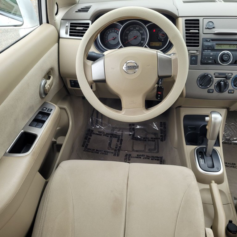 2007 Nissan Versa Image 40