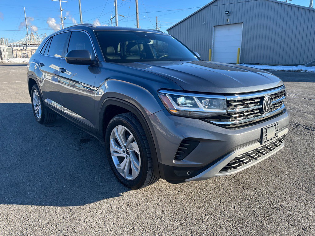 2021 Volkswagen Atlas Cross Sport Image 1