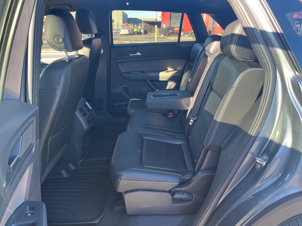 2021 Volkswagen Atlas Cross Sport Image 10