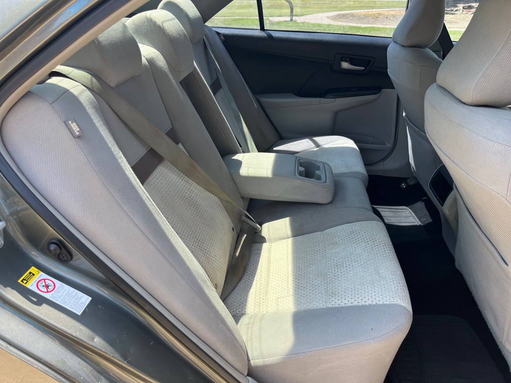 2013 Toyota Camry Image 4