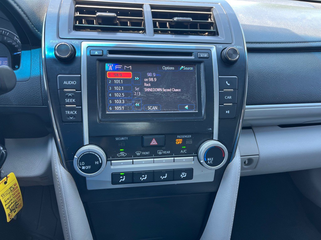 2013 Toyota Camry Image 14