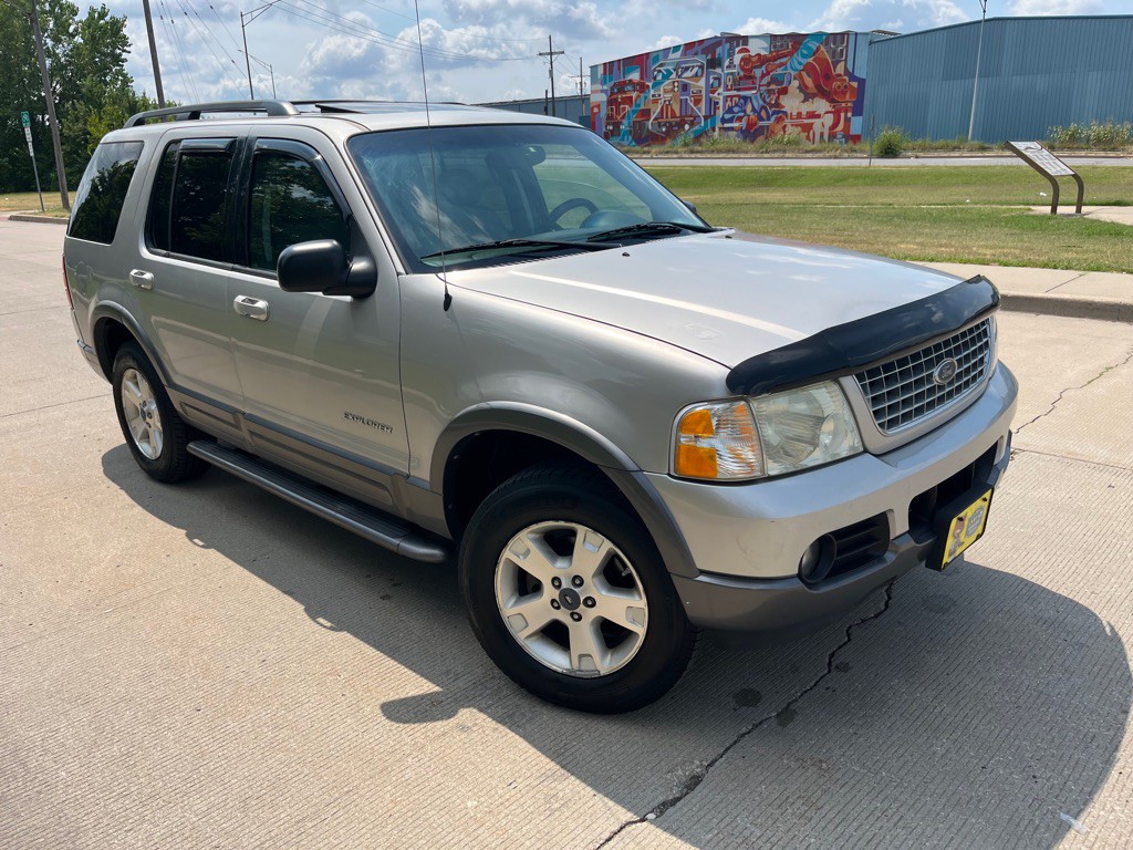 2004 Ford Explorer Image 6