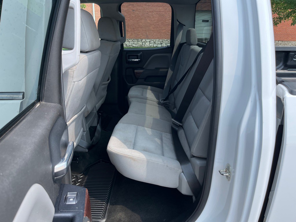 2018 GMC Sierra Image 11