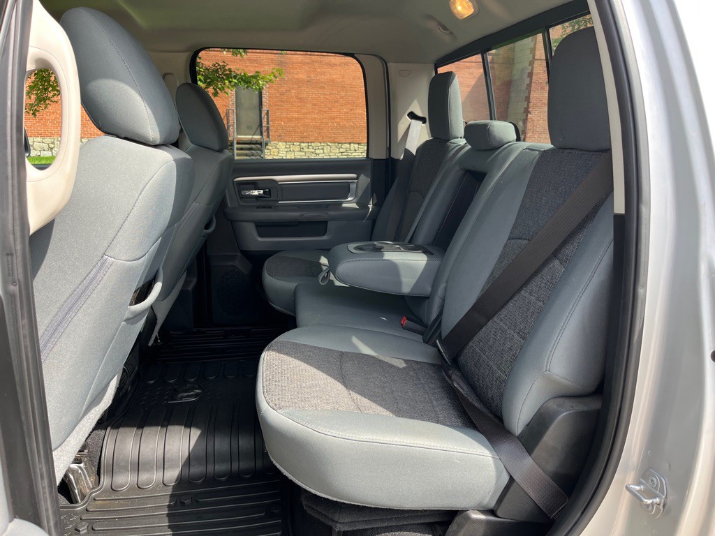 2018 RAM 1500 Image 9