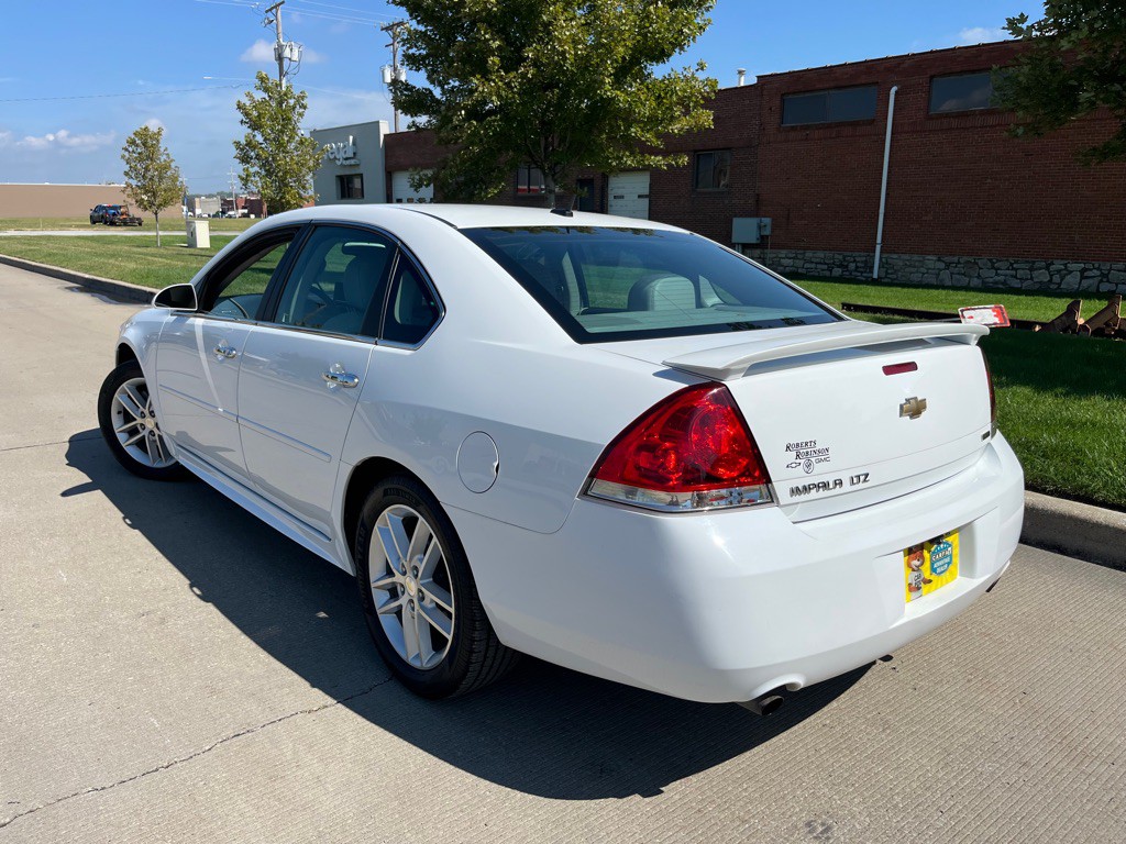 2016 Chevrolet Impala Image 8