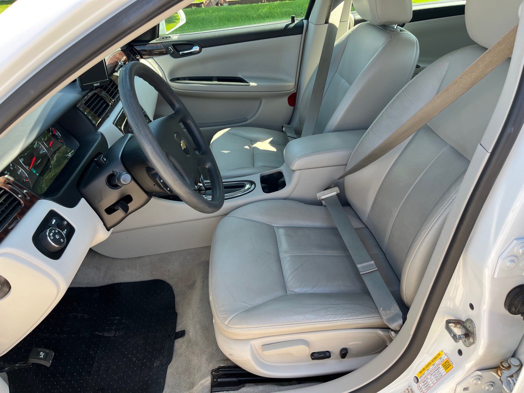 2016 Chevrolet Impala Image 11