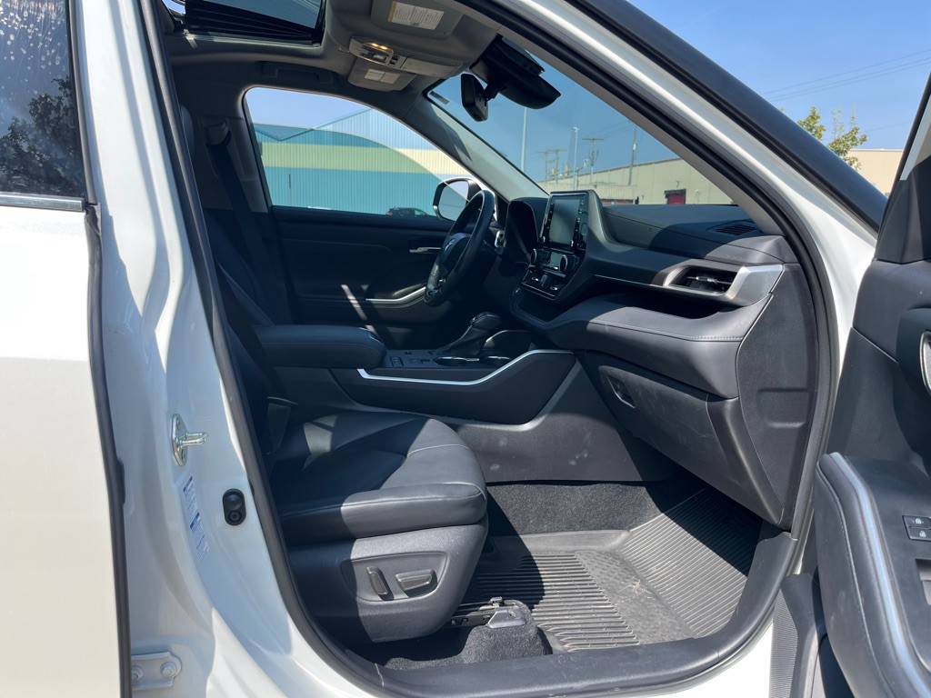 2020 Toyota Highlander Image 3