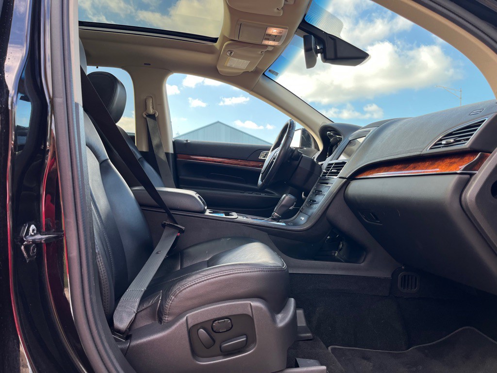 2019 Lincoln MKT Image 33