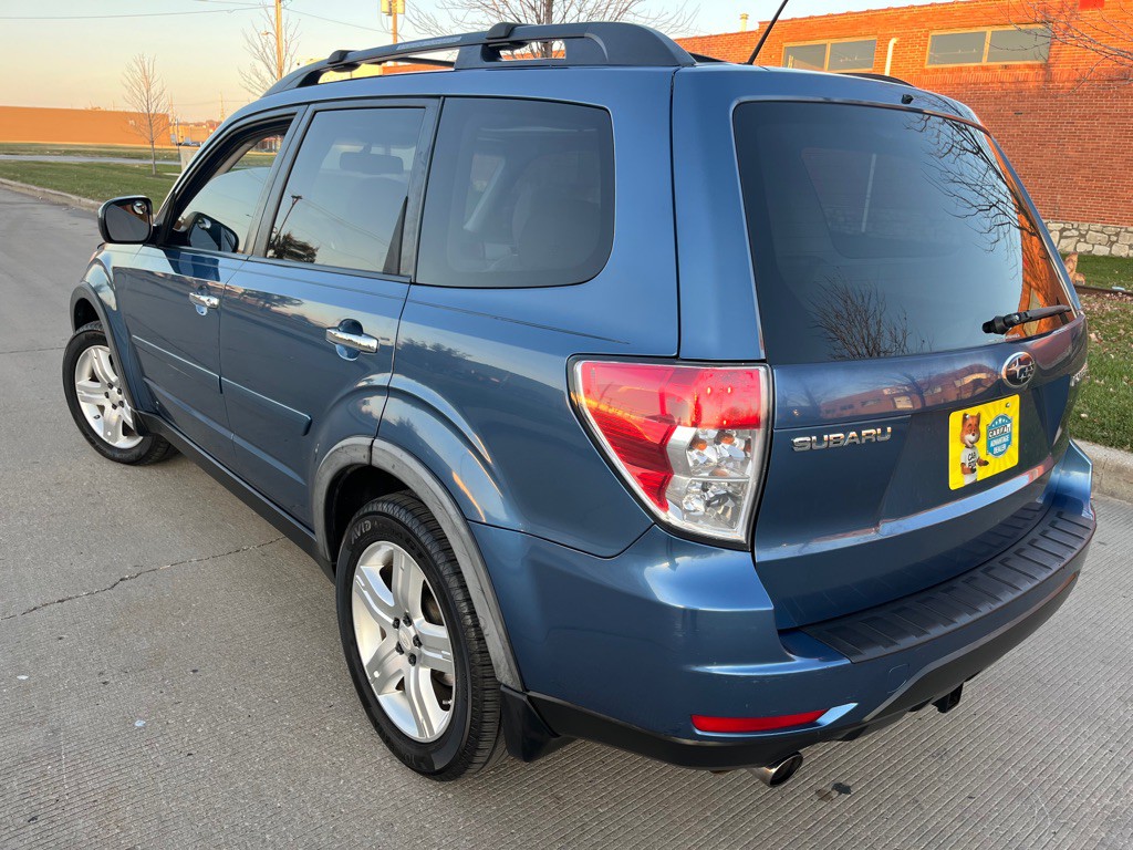 2009 Subaru Forester Image 12
