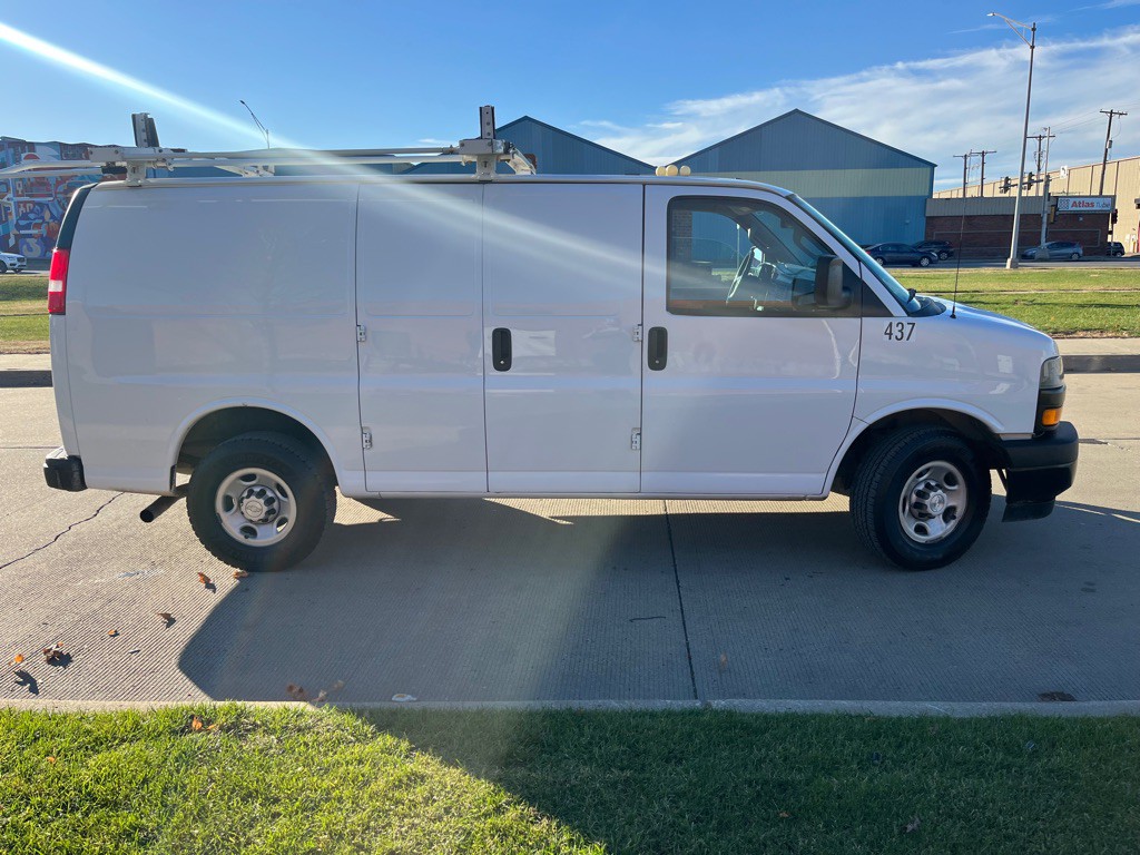 2020 Chevrolet Express Image 2