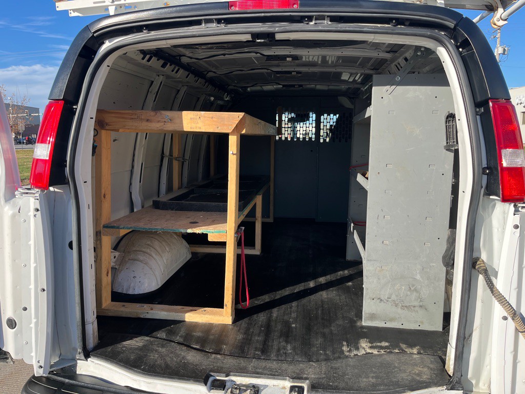 2020 Chevrolet Express Image 15