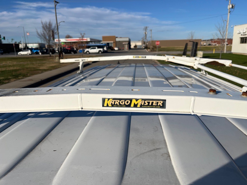 2020 Chevrolet Express Image 21