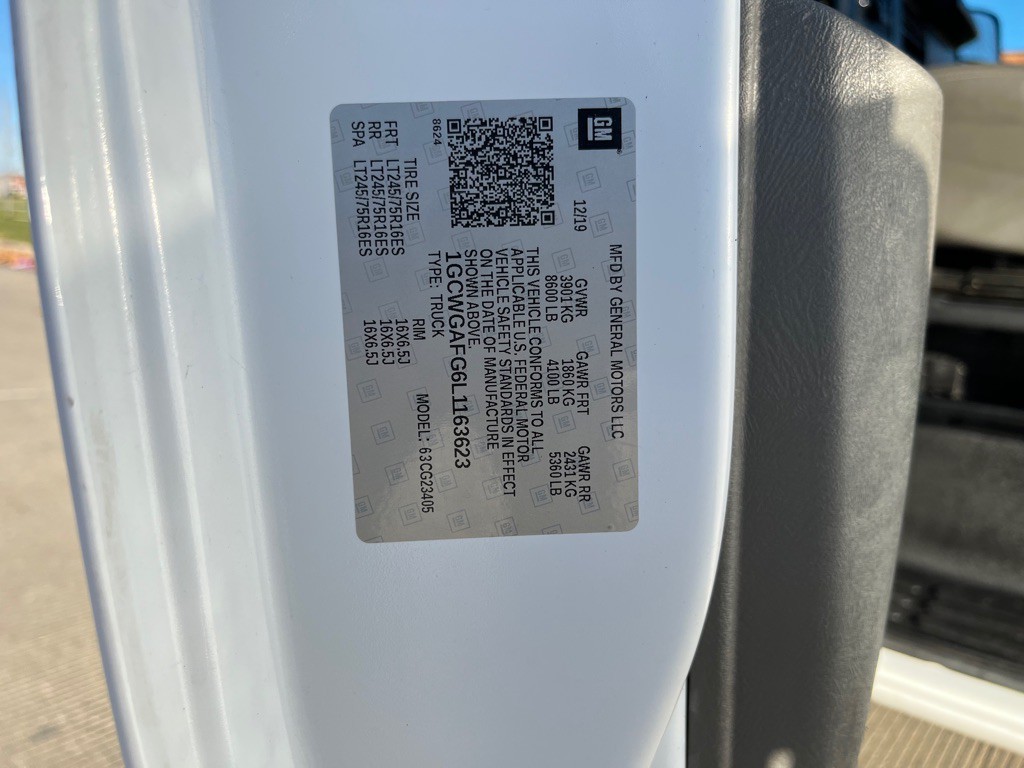 2020 Chevrolet Express Image 35