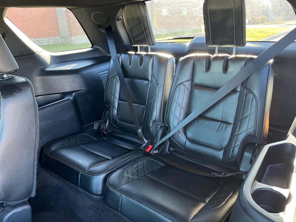 2017 Ford Explorer Image 19