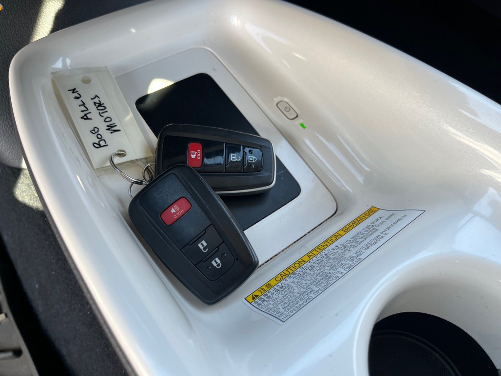 2016 Toyota Prius Image 21